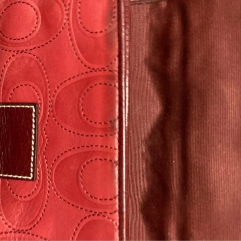Coach vintage y2k red leather signature embossed c wristlet mini clutch bag